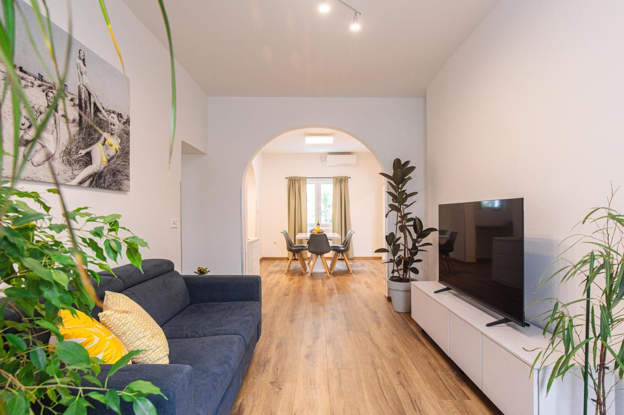 Apartament House Lijan Veglia
