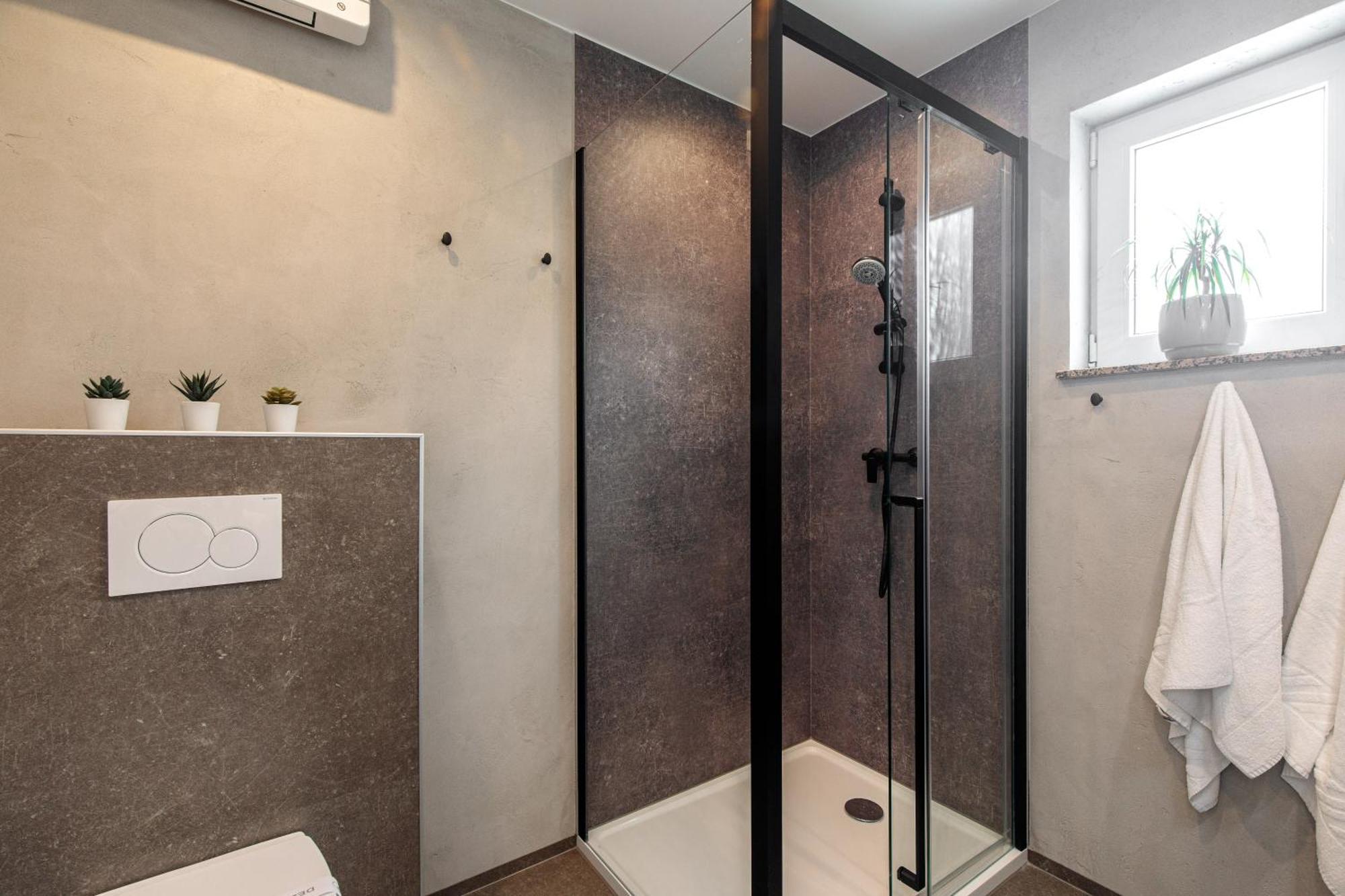House Lijan Veglia