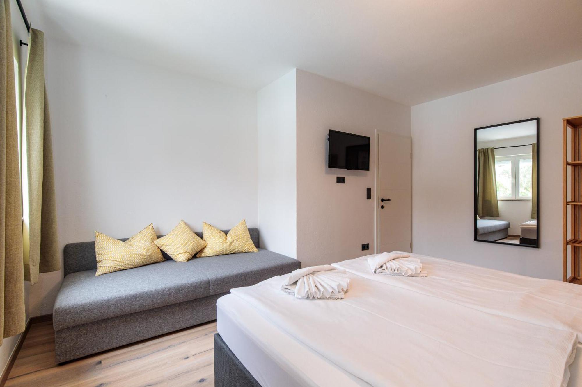 House Lijan Apartament Veglia