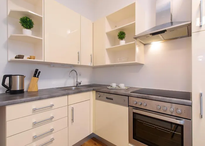 Apartment House Lijan