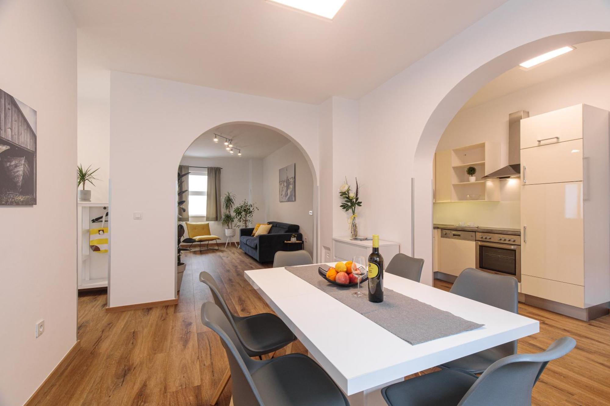 House Lijan
